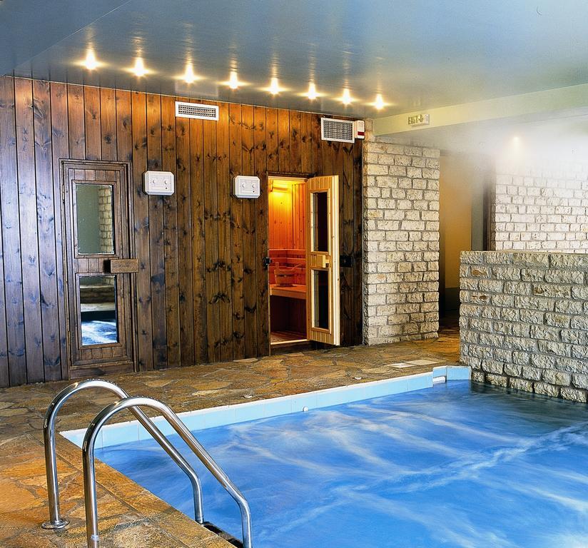 Avaris Hotel Karpenisi ภายนอก รูปภาพ